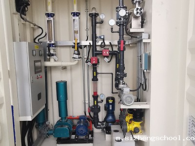 简述AC米兰·(中国有限公司)官方网站的设计特点